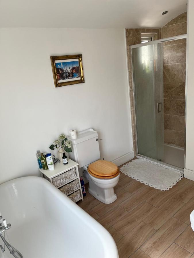 Peaceful London Retreat Apartment Екстериор снимка